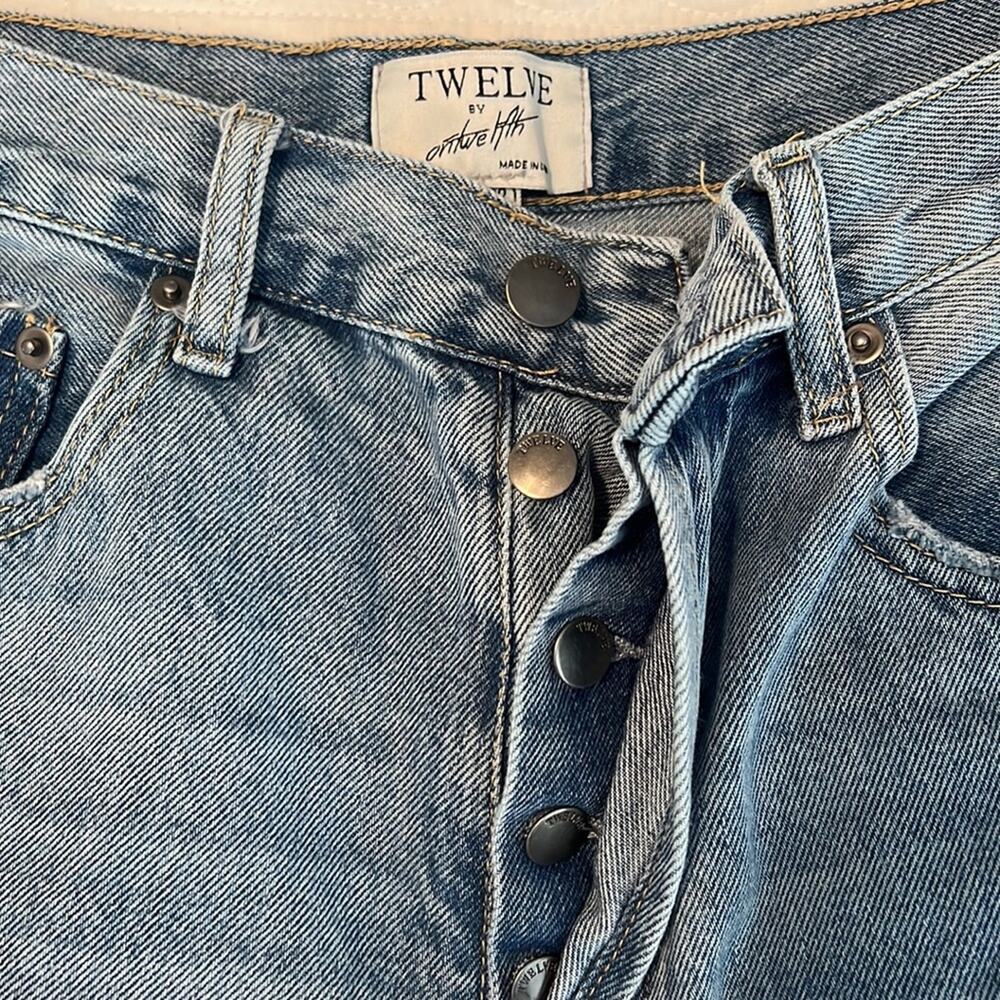 TWELVE by ontwelfth cotton high-waist BF blue jeans distressed button fly sz 28 - Picture 9 of 15